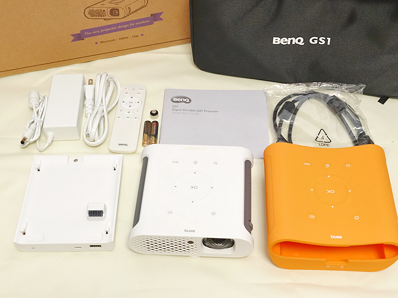 アウトドアでも使える手のひらサイズ!BenQ ポータブルプロジェクター