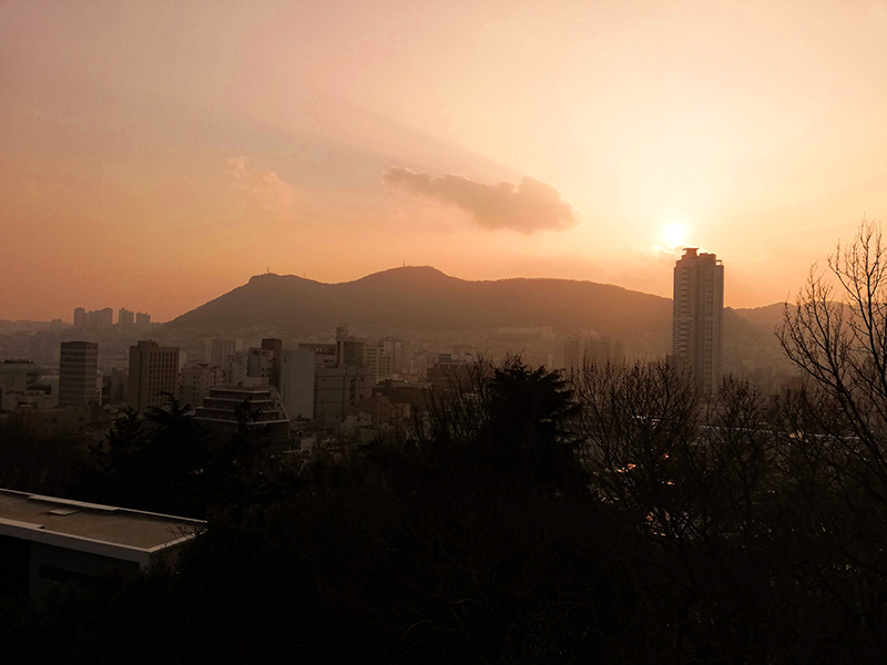 釜山の夕陽